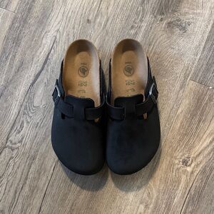 Birkenstock Black Clogs